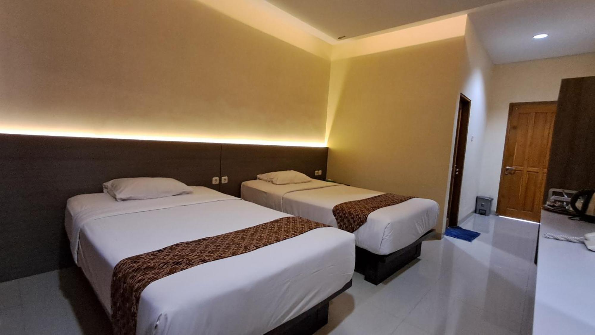 Hotel Pondok Asri Tawangmangu Luaran gambar